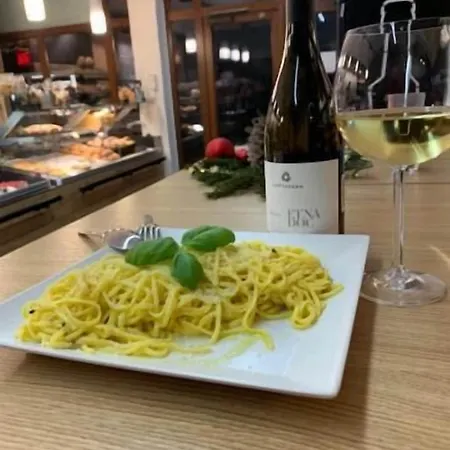 Maxdorfer Hof Отель Maxdorf