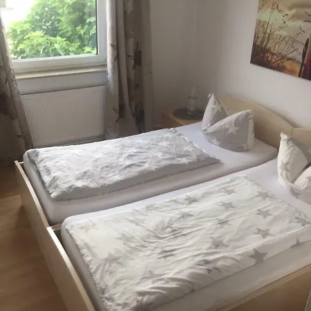 Отель Maxdorfer Hof